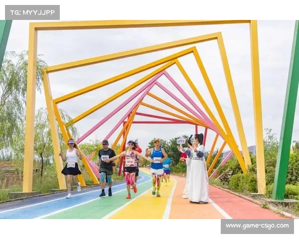 青海马拉松服装设计创新融合江河文脉元素彰显文化传承与地域特色